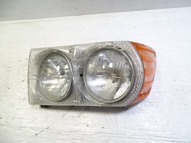 84 Mercedes R107 380SL lamp, headlight, left 1305233055