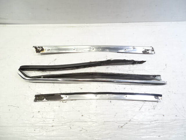 84 Mercedes R107 380SL trim set, exterior, windshield side pillar, left, chrome LH
