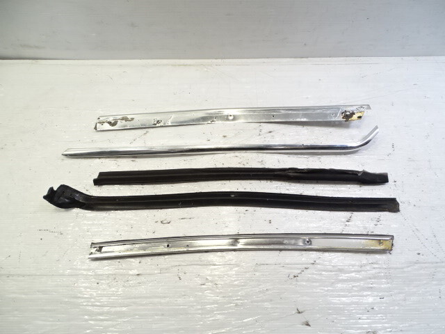 84 Mercedes R107 380SL trim set, exterior, windshield side pillar, right, chrome RH