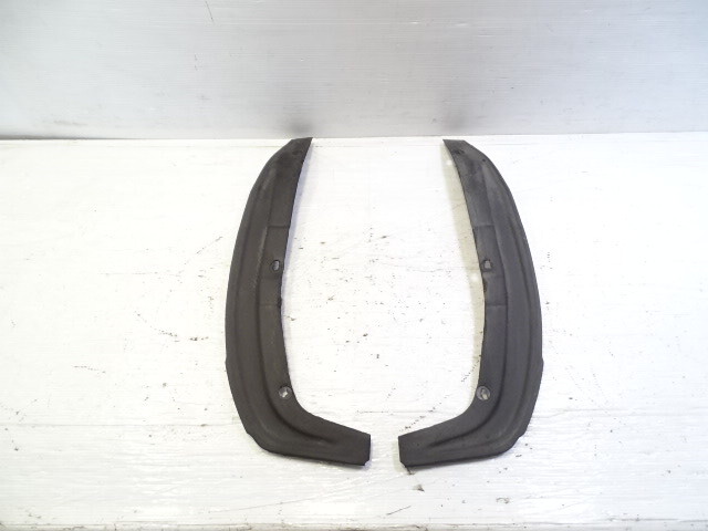 84 Mercedes R107 380SL trim set inner fender support mouldings left / right front