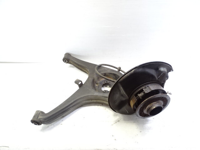 84 Mercedes R107 380SL trailing arm, hub, left rear control