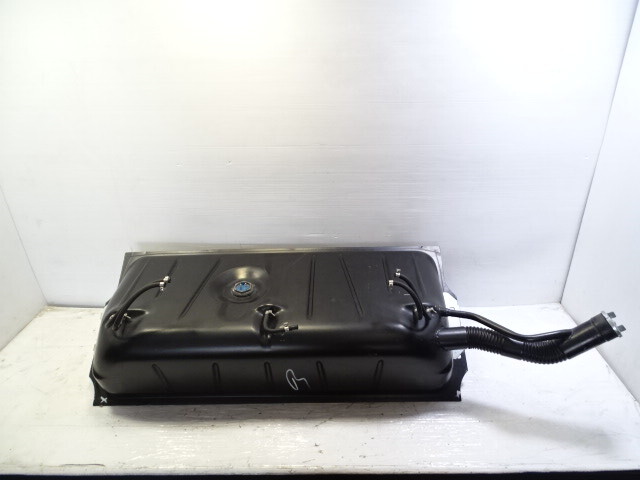 84 Mercedes R107 380SL gas fuel tank
