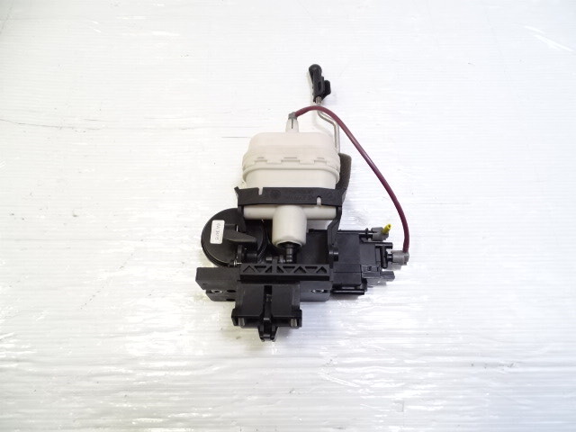 08 Mercedes R230 SL550 actuator, trunk lid lock latch, 2307500185 For Parts