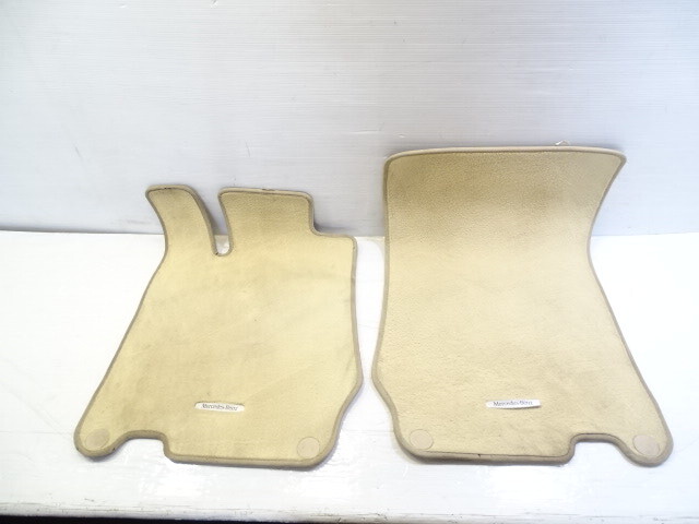 08 Mercedes R230 SL550 floor mats, beige OEM 2306802448 2306801848