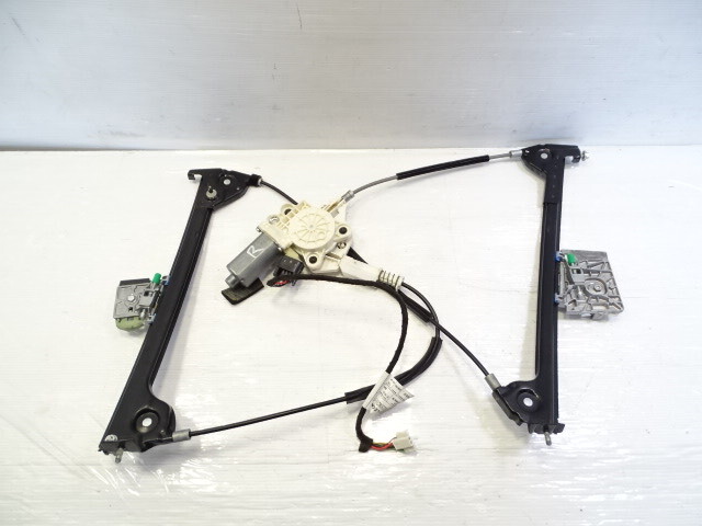 08 Mercedes R230 SL550 window motor and regulator, right front, 1718201442