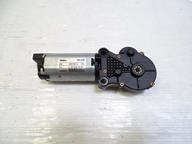 13 Mercedes X166 GL450 seat motor, 3rd row, power, left/right, 1648202342