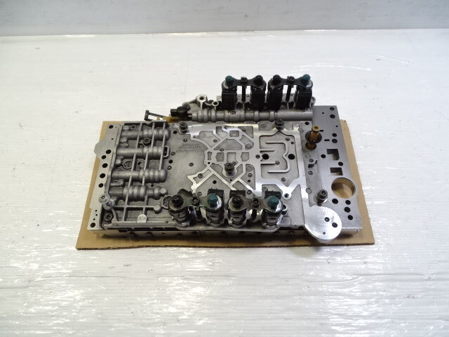 13 Mercedes X166 GL450 valve body w/solenoids, 2122700006