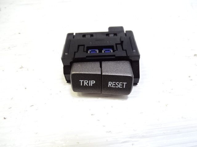 11 Lexus LS460 switch, trip reset 84975-50030