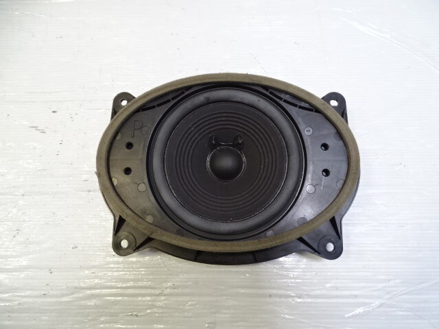 11 Lexus LS460 speaker, door, front, left/right 86160-50220