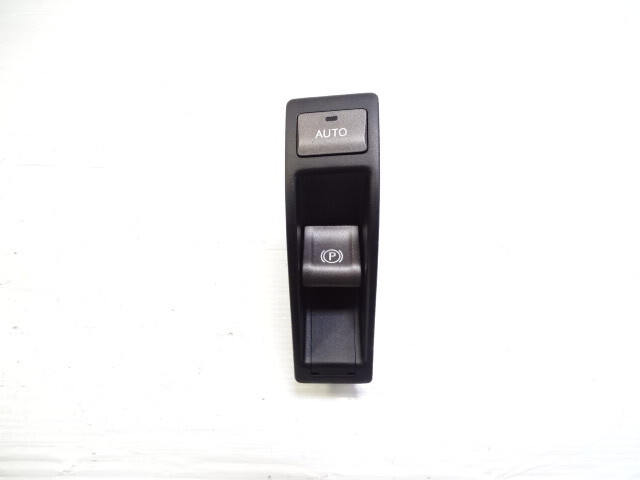 11 Lexus LS460 switch, parking brake release 84390-50030