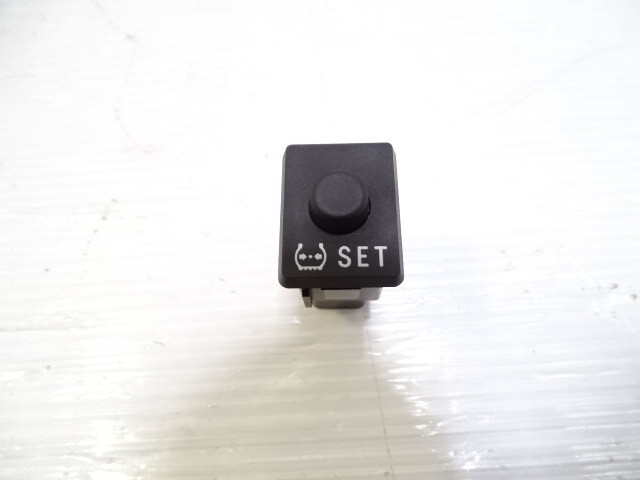 11 Lexus LS460 switch, tpms tire pressure reset, 84746-AE010