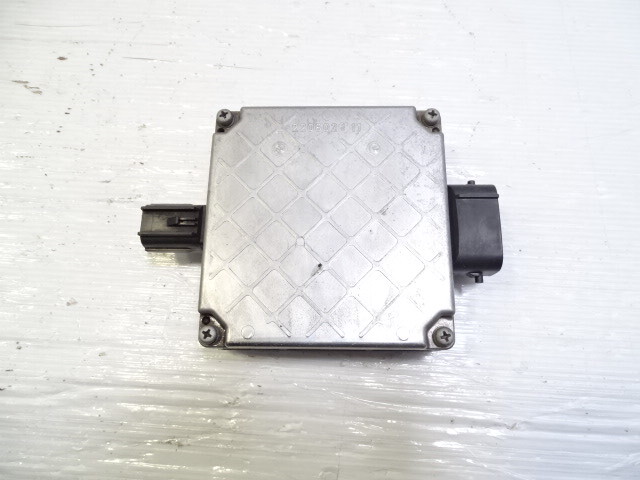 11 Lexus LS460 module, power steering inverter g9250-50010