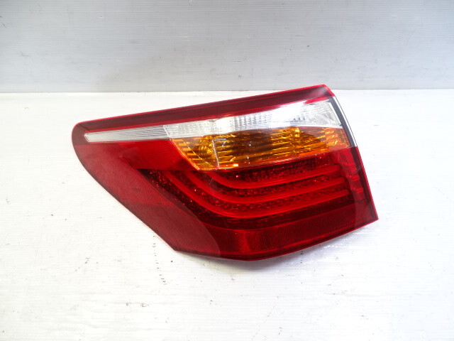 11 Lexus LS460 lamp, taillight, left outer 81561-50200