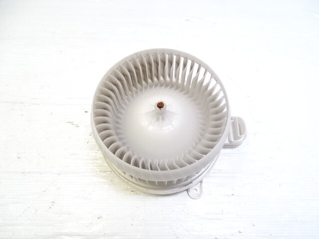11 Lexus LS460 blower motor front, 87103-50101