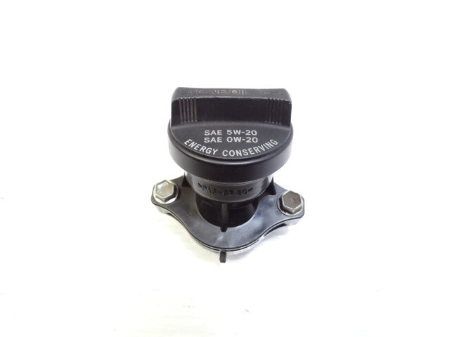 11 Lexus LS460 engine oil filler cap 12180-38020