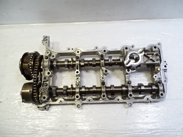 11 Lexus LS460 camshaft set intake & exhaust w/sprocket left 13053-38050, 13054-38050
