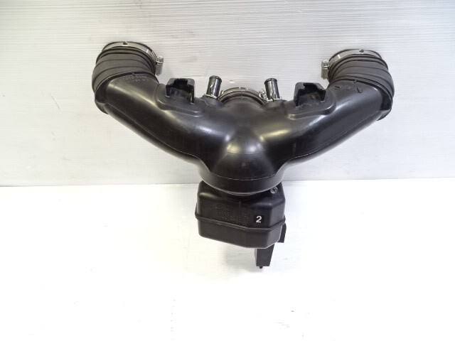 11 Lexus LS460 air cleaner intake tube resonator 17875-38011