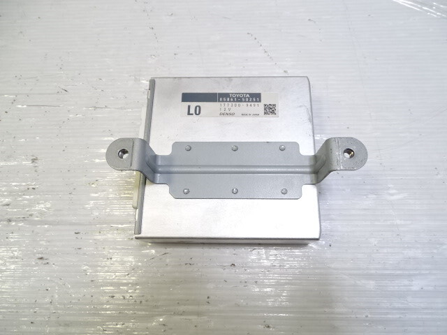 11 Lexus LS460 module seat climate control right front 85861-50251