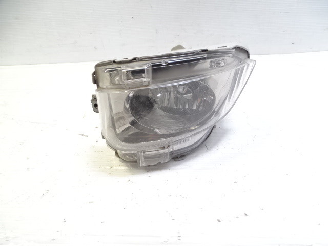 11 Lexus LS460 lamp, foglight, left 81221-50110
