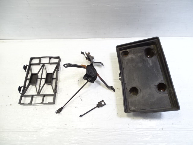 11 Lexus LS460 battery tray hold down 74431-50030