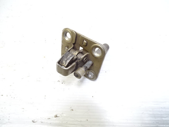 85 Mercedes R107 380SL hood lock