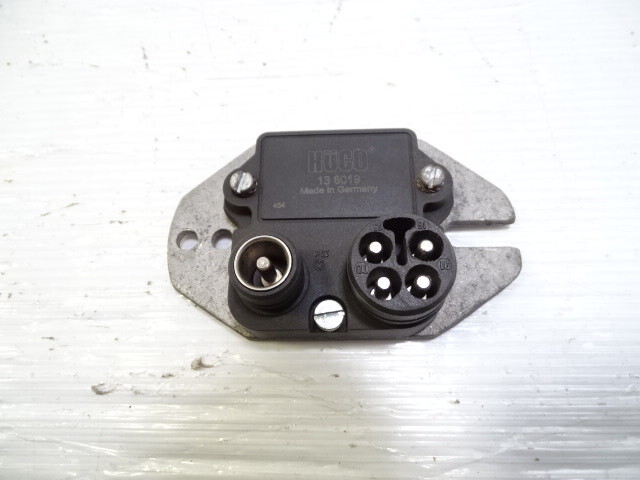 85 Mercedes R107 380SL module, ignition control, huco, 138019