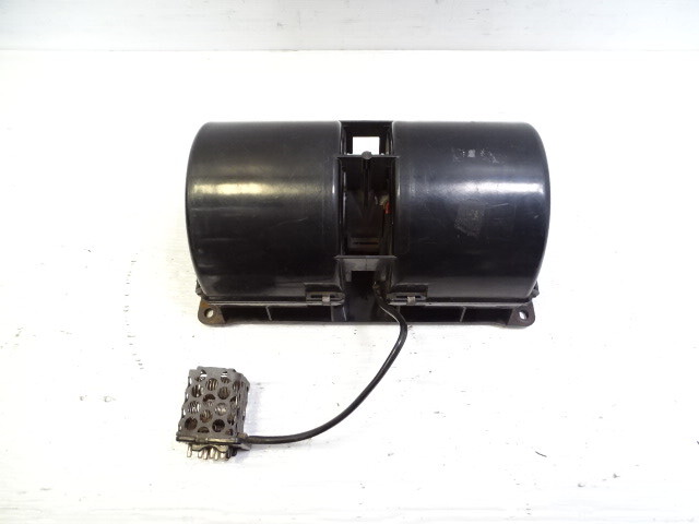 85 Mercedes R107 380SL blower motor fan w/ 7 pin regulator