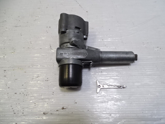 85 Mercedes R107 380SL ignition lock w/key