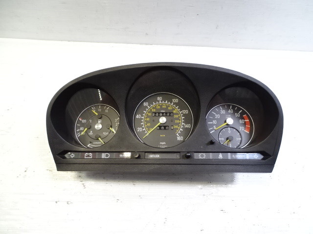 85 Mercedes R107 380SL instrument cluster, speedometer