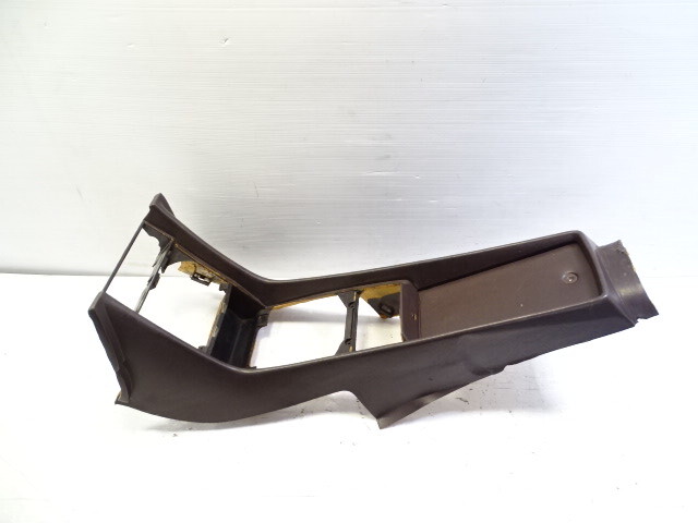 85 Mercedes R107 380SL center console, brown