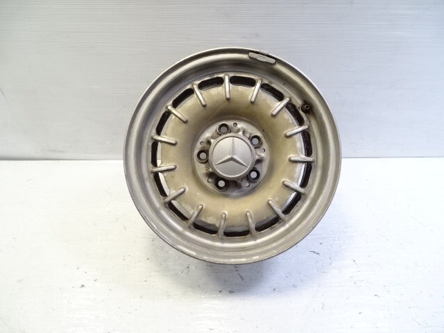 85 Mercedes R107 380SL wheel, 6.5x14 1264002102 ET30 silver