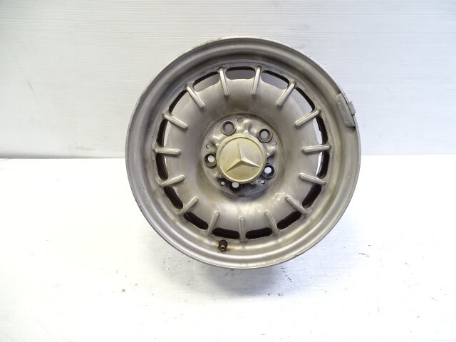 85 Mercedes R107 380SL wheel, 6.5x14 1264002102 ET30 silver