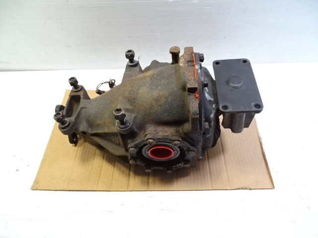 85 Mercedes R107 380SL differential 1263511101 2.47 gear ratio