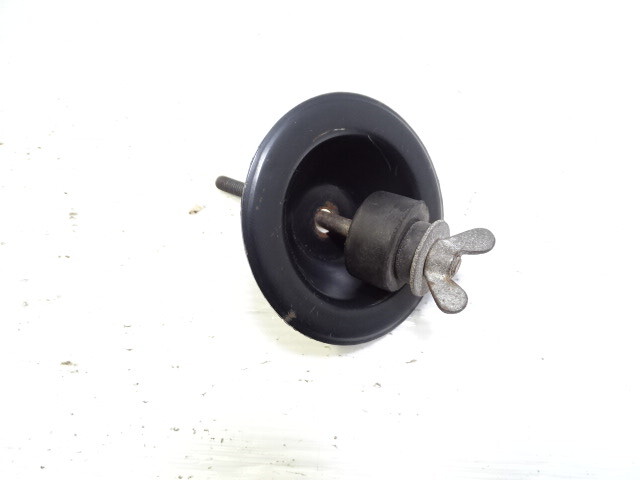 79 Mercedes W123 300CD spare tire bolt, clamp