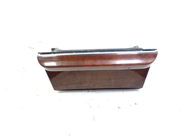 79 Mercedes W123 300CD ashtray, burlwood