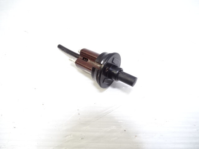 79 Mercedes W123 300CD switch, door contact