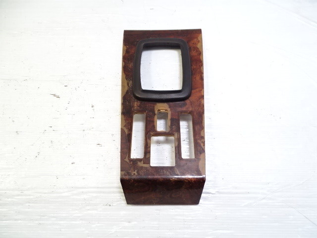 79 Mercedes W123 300CD wood trim, center console, burlwood
