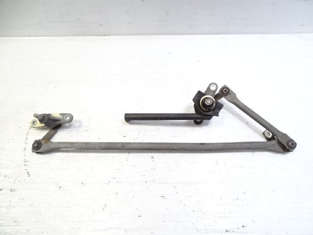 79 Mercedes W123 300CD windshield wiper linkage