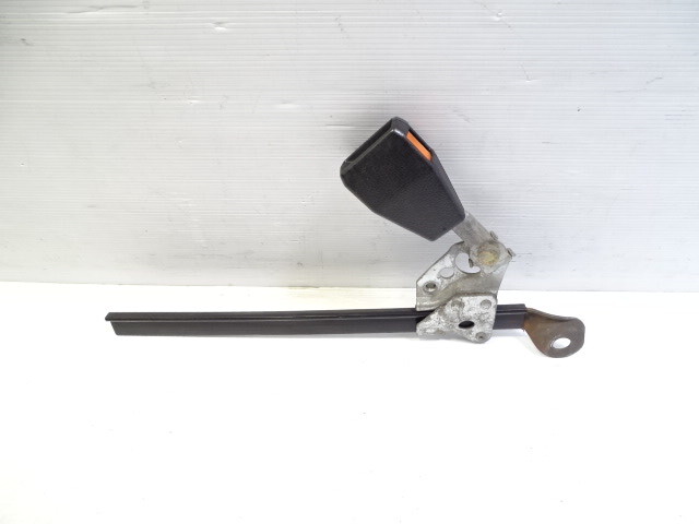 79 Mercedes W123 300CD seat belt buckle w/rail, right front 1238601669