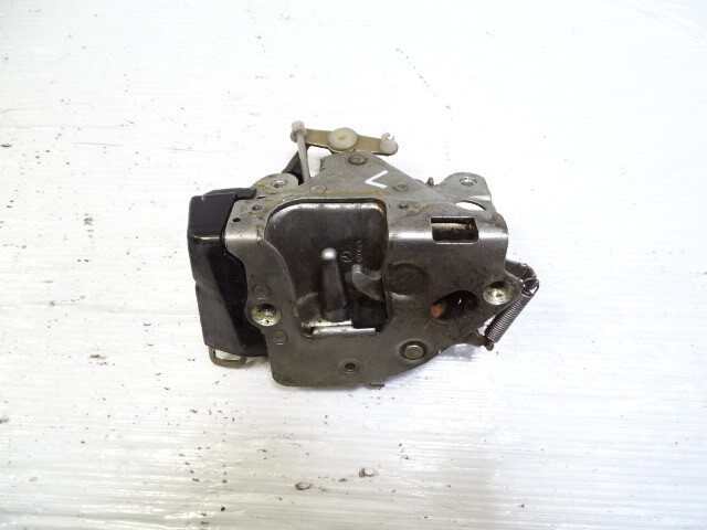 79 Mercedes W123 300CD lock, door latch, left