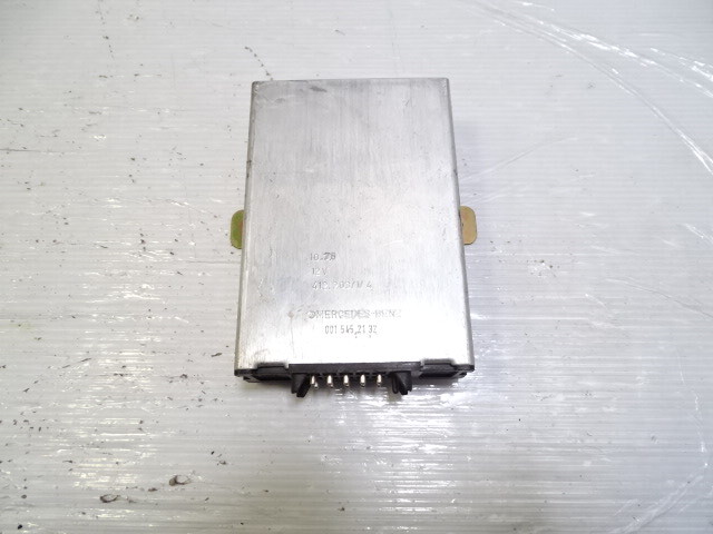 79 Mercedes W123 300CD module, cruise control, 0015452132