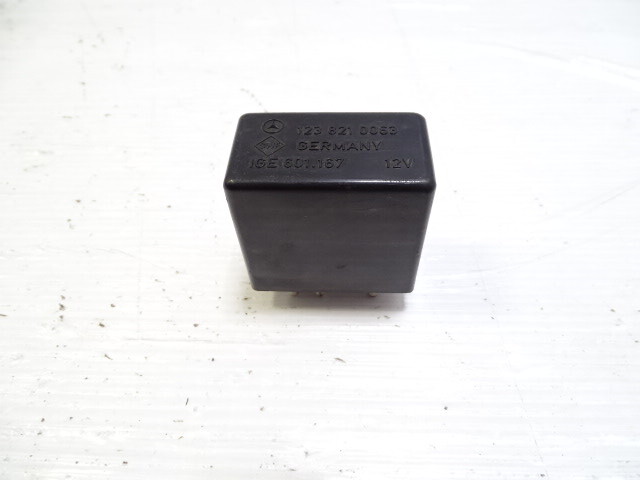 79 Mercedes W123 300CD module relay windshield wiper, 1238210063