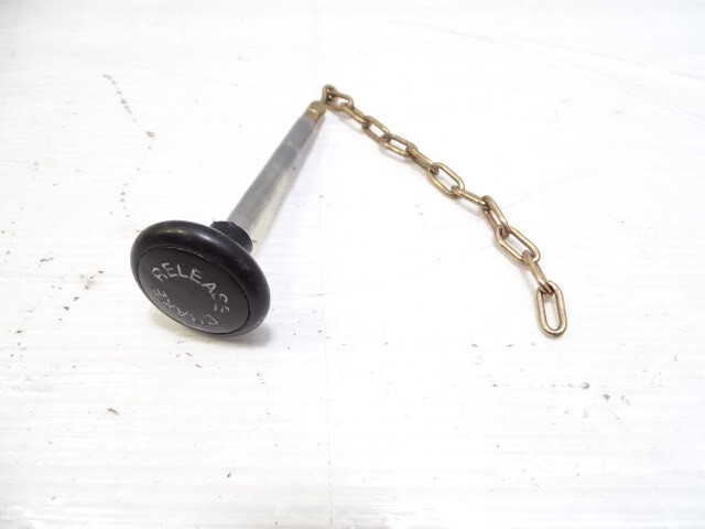 79 Mercedes W123 300CD handle, parking brake release knob