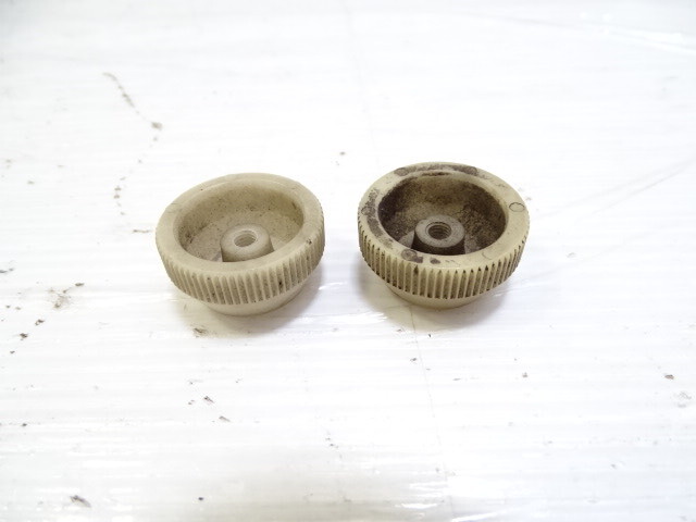 79 Mercedes W123 300CD lamp bulb holder mounting thumb plastic nuts, for side marker lights