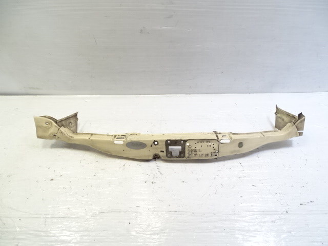 79 Mercedes W123 300CD radiator upper core support