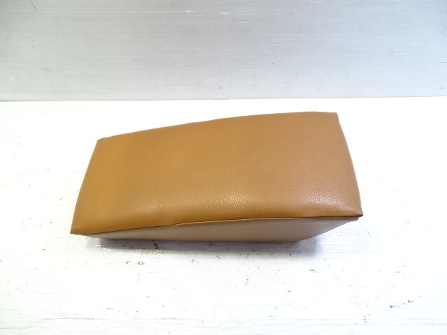 79 Mercedes W123 300CD center console, armrest, rear palomino Coupe