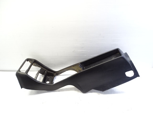 79 Mercedes W123 300CD center console, black Coupe