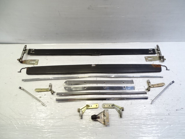 79 Mercedes W123 300CD sunroof mechanism parts, wind deflector Coupe
