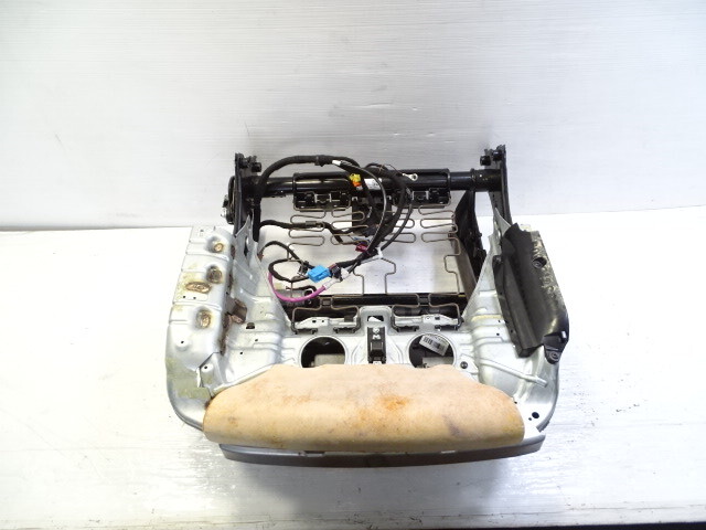 14 Mercedes W222 S550 seat track, w/motors, right front, 0009108604