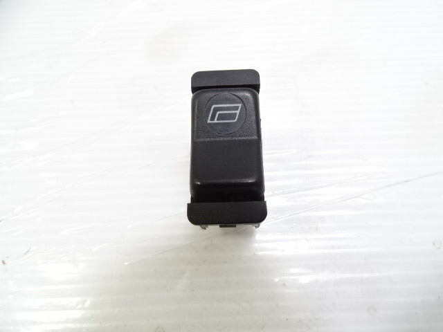 Mercedes R107 380SL switch, window 0008208310